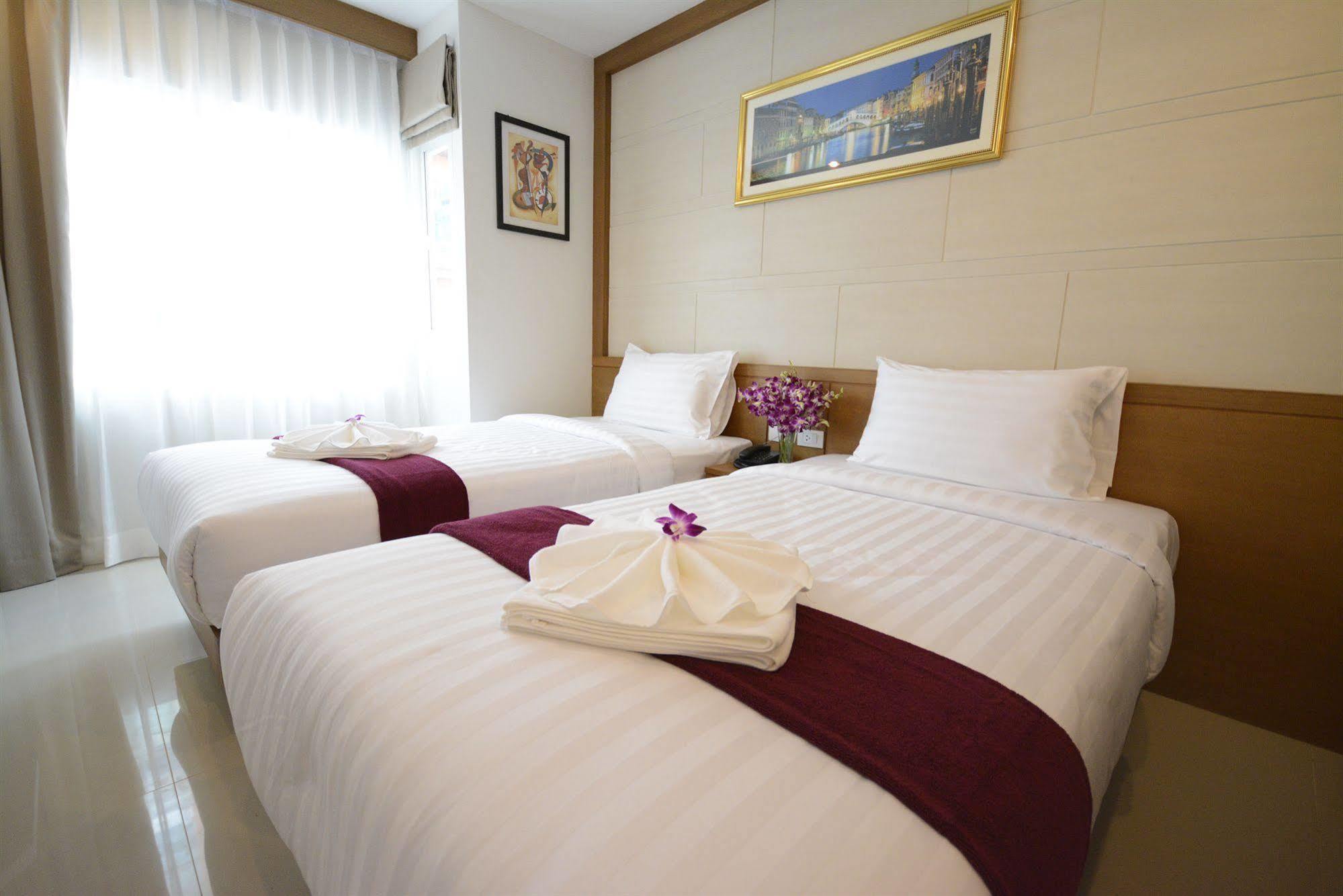 Phuket The Patong Center Hotel מראה חיצוני תמונה