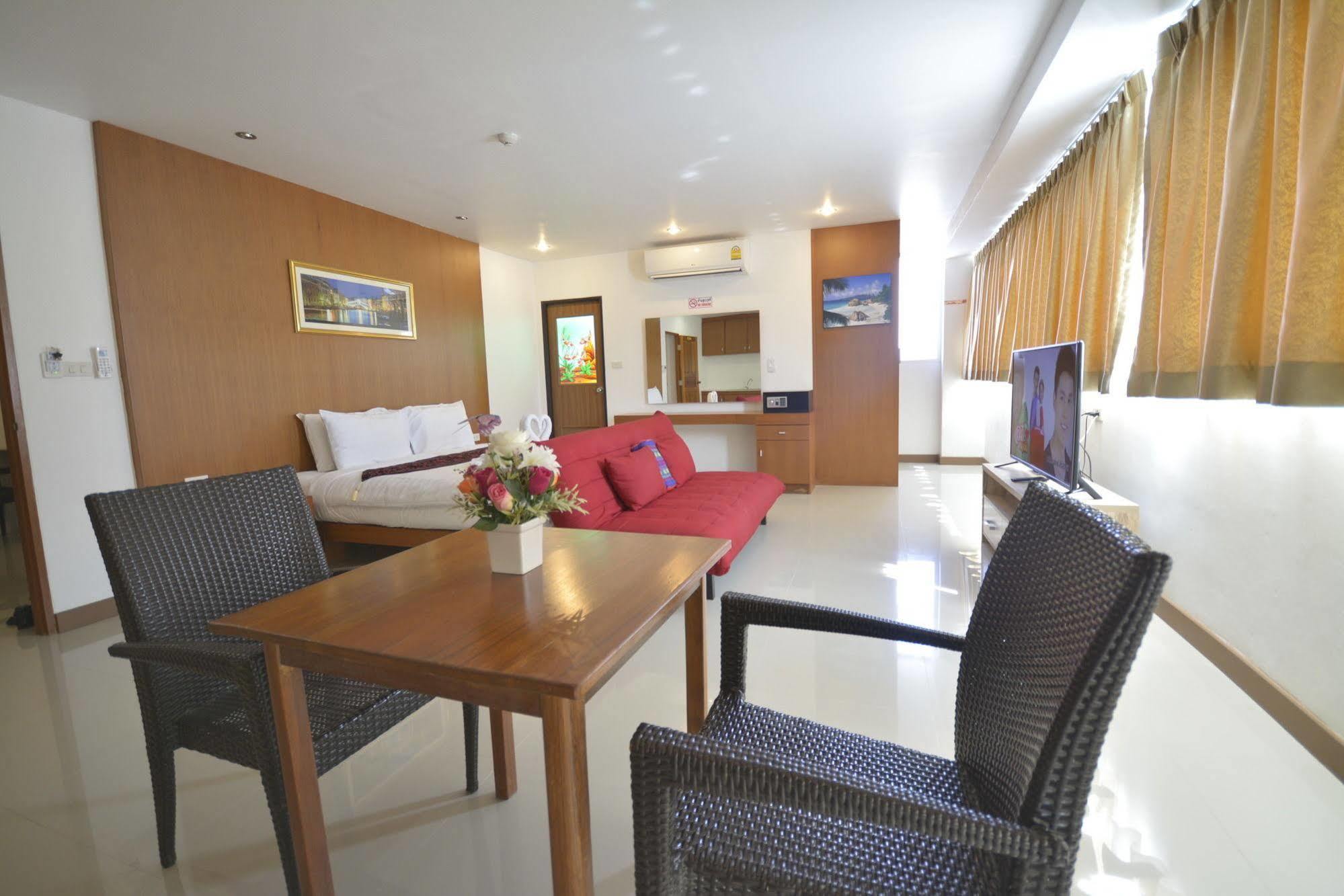 Phuket The Patong Center Hotel מראה חיצוני תמונה