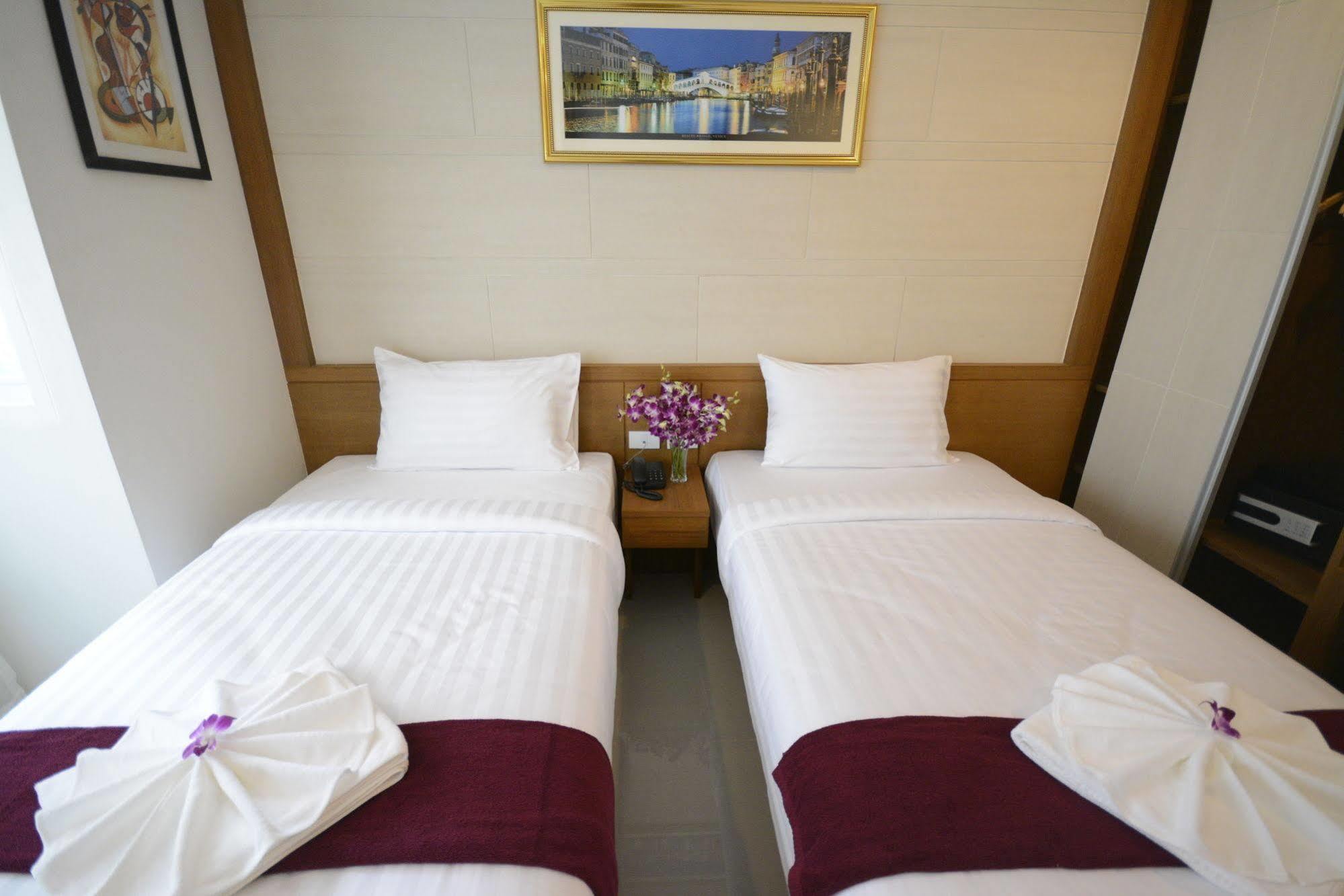 Phuket The Patong Center Hotel מראה חיצוני תמונה